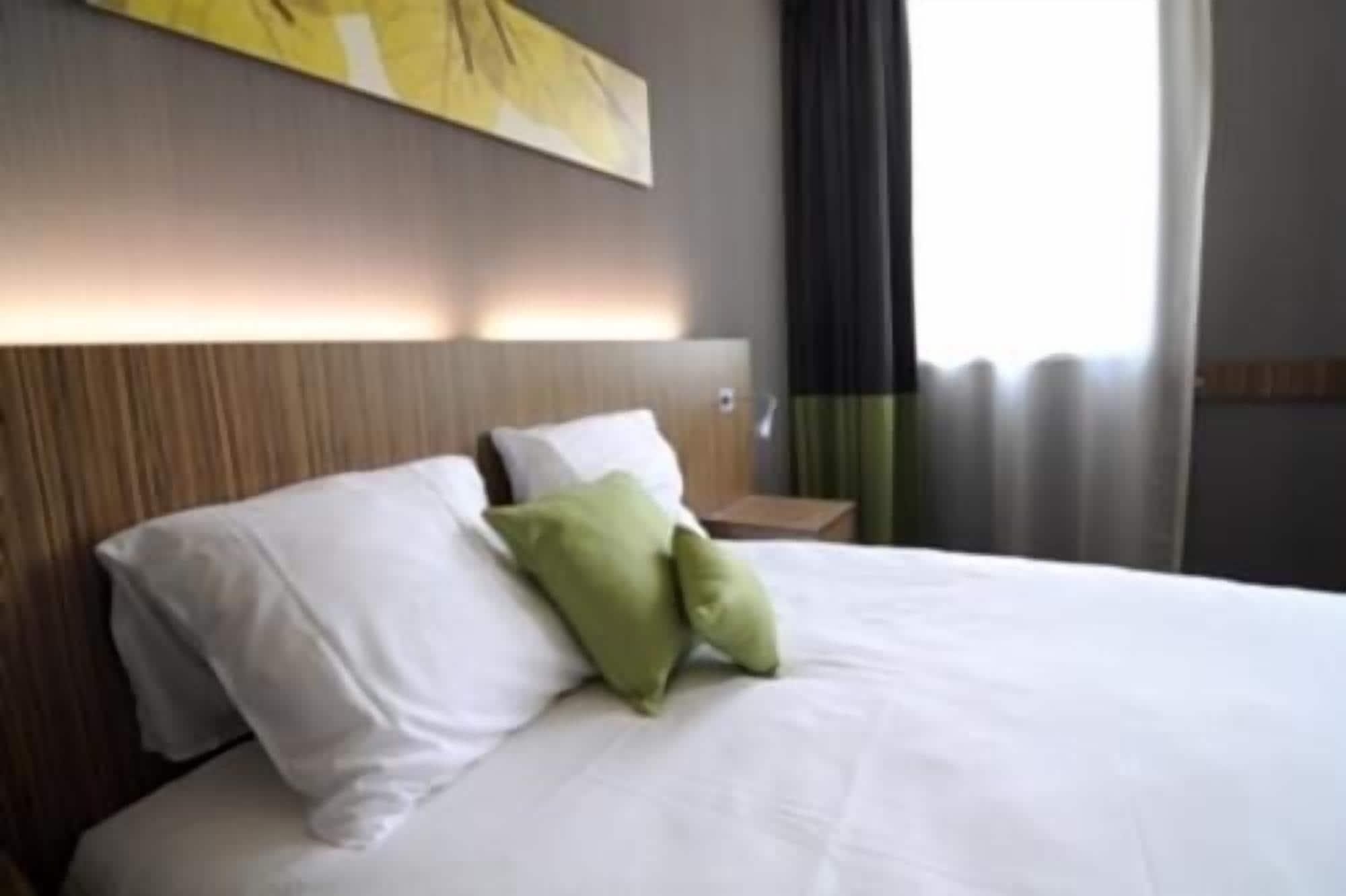 Best Western Hotel Brussels South Ruisbroek Екстериор снимка